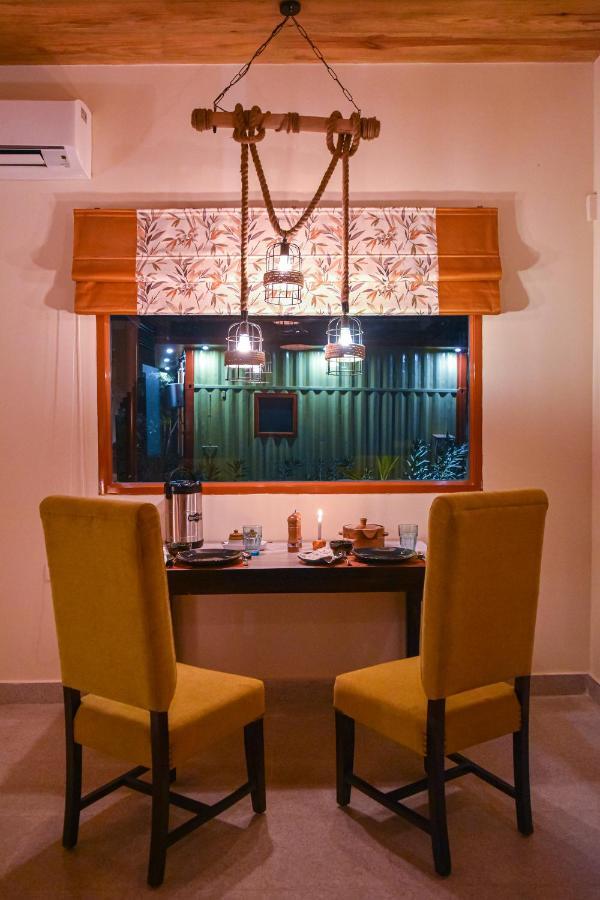 Hotel Tree Of Life Ecotainers Agra Agra  Exterior foto