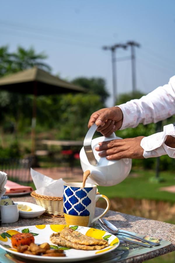 Hotel Tree Of Life Ecotainers Agra Agra  Exterior foto