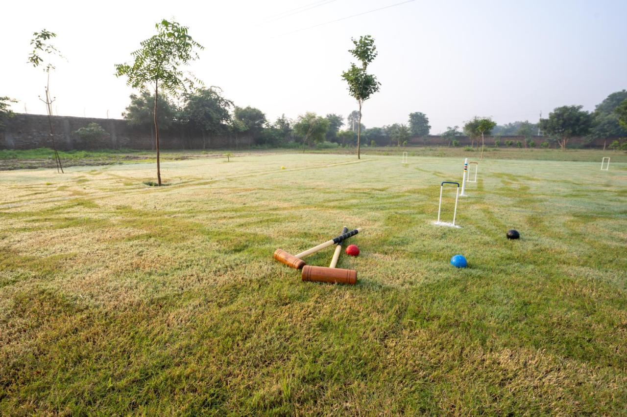 Hotel Tree Of Life Ecotainers Agra Agra  Exterior foto