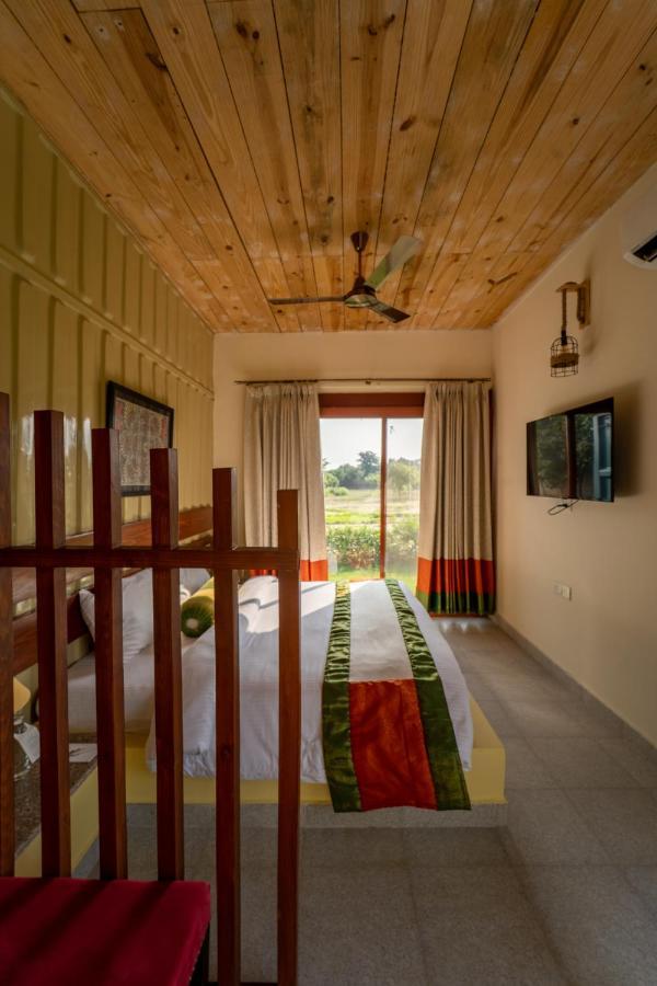 Hotel Tree Of Life Ecotainers Agra Agra  Exterior foto