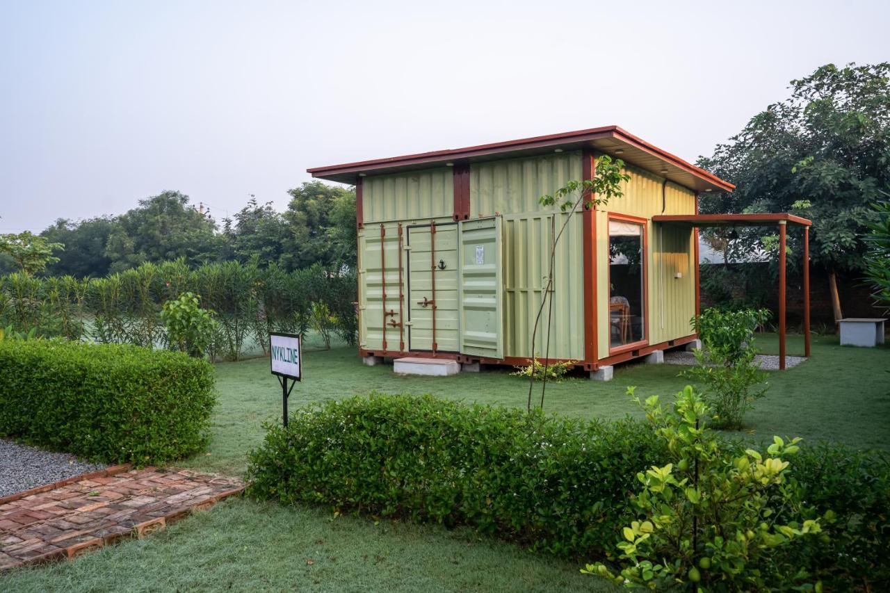 Hotel Tree Of Life Ecotainers Agra Agra  Exterior foto